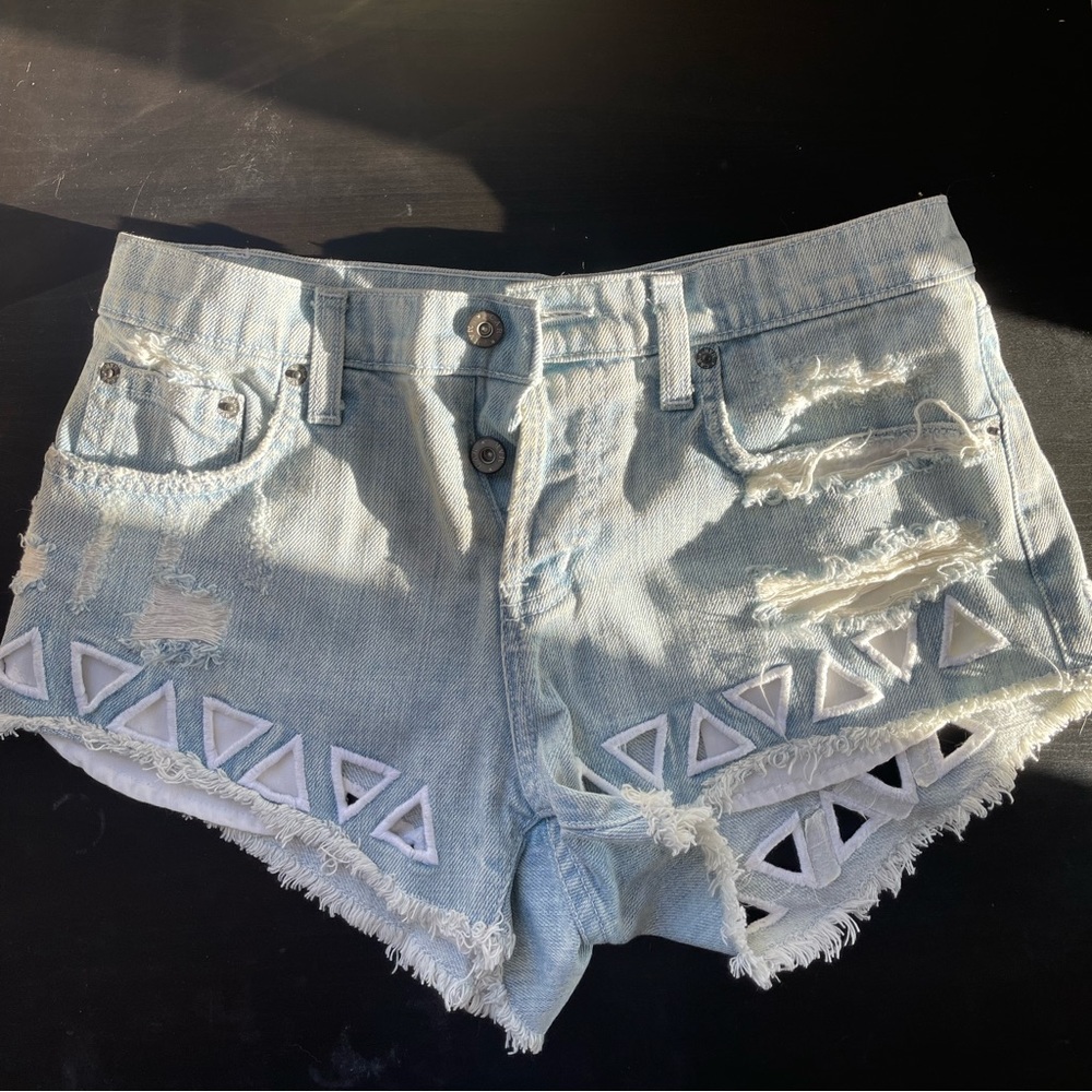 Carmar shorts size 27
